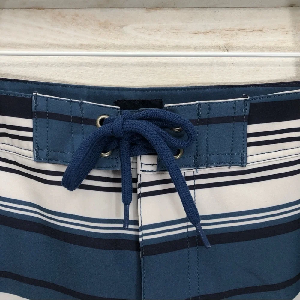 J. Crew Striped Swim Trunks Shorts • Sz 34 • Blue • EUC